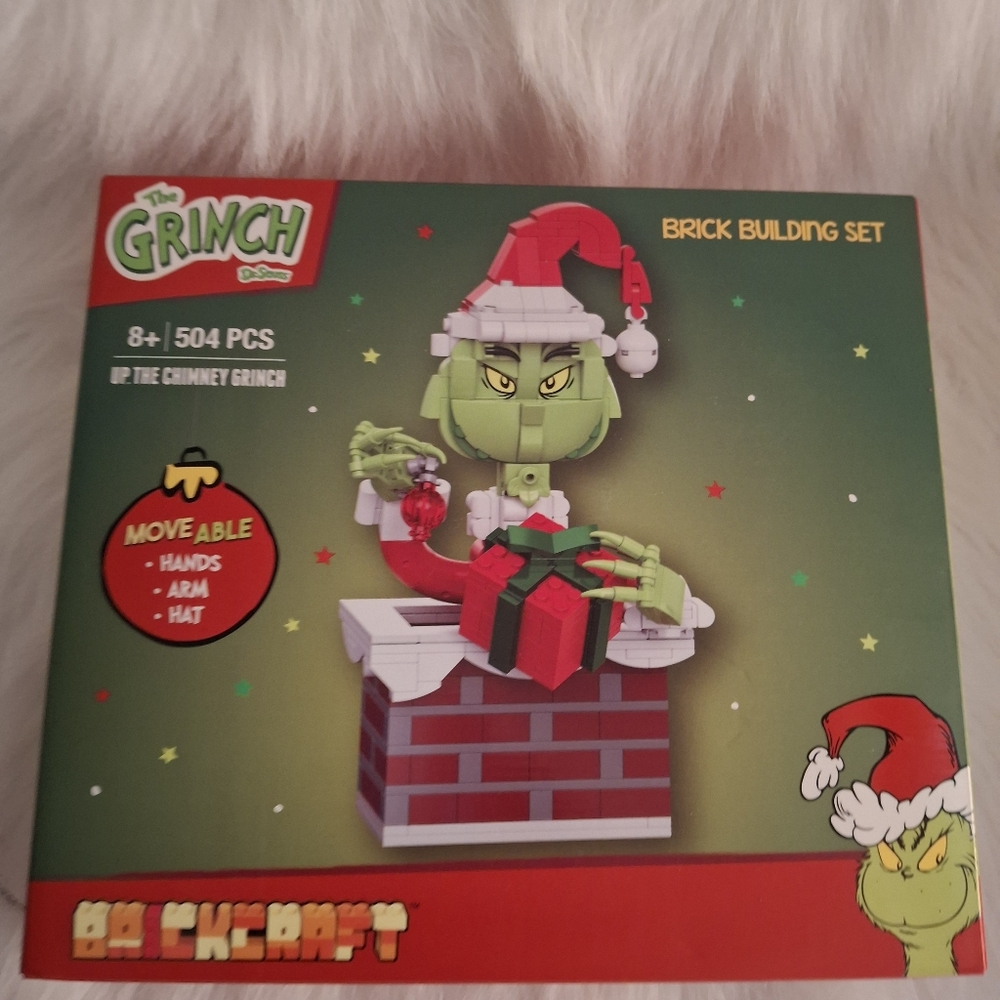 The Grinch Brick Building Set - Green and Red